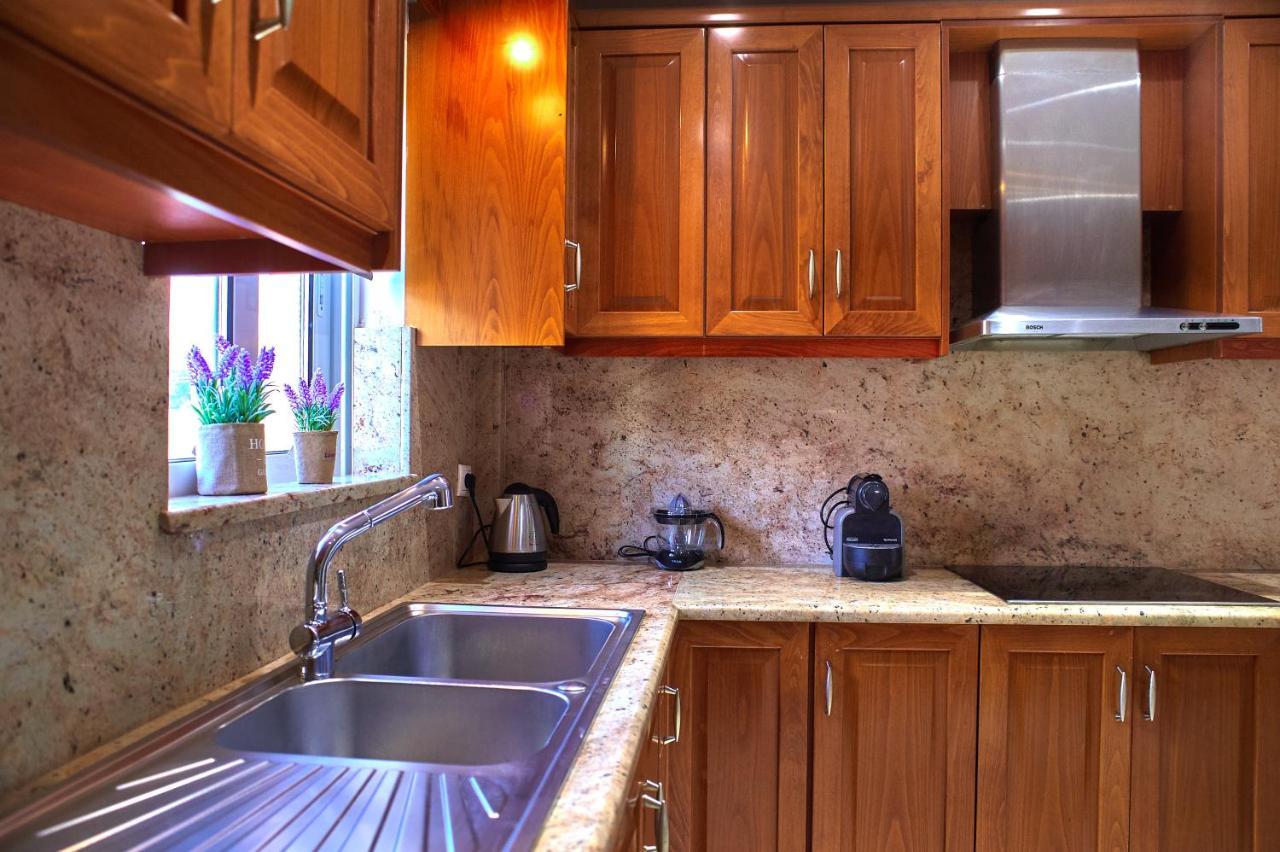 Sunny Luxury Apartment Ханья Экстерьер фото